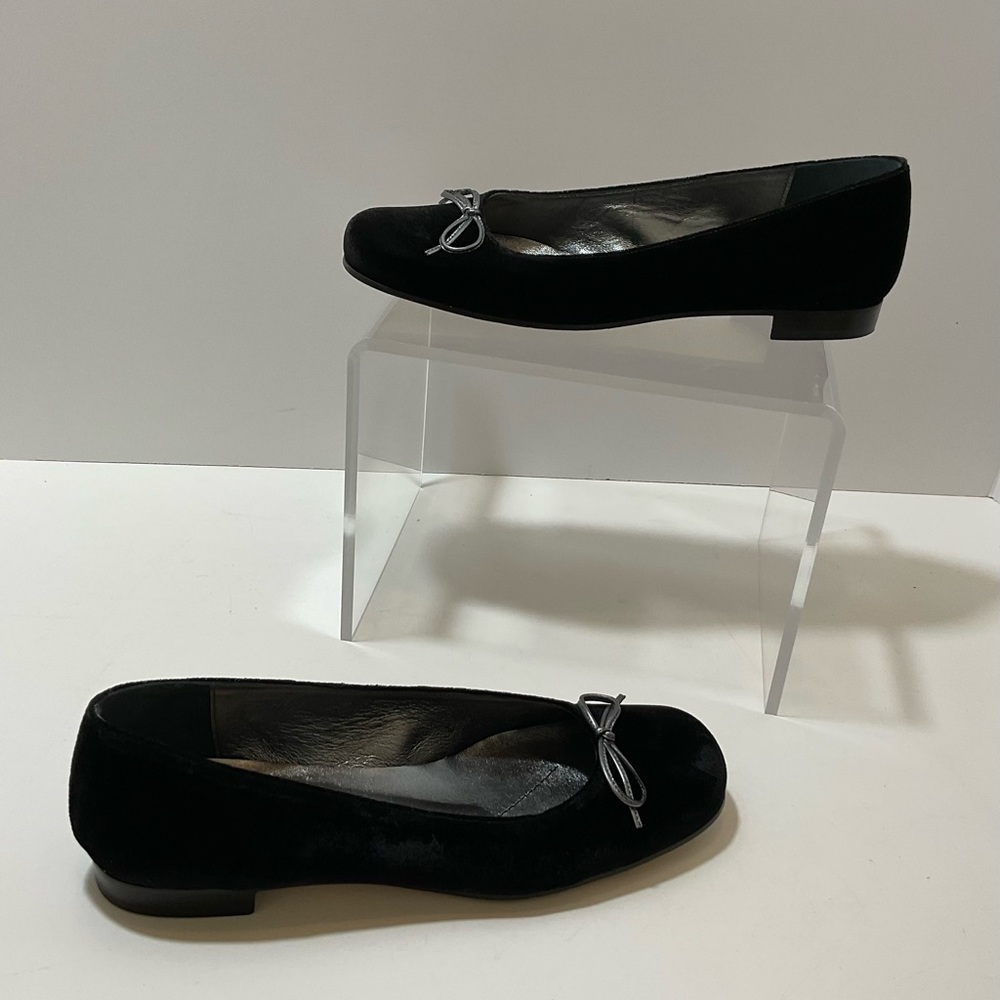 Kate Spade 6 1/2 B Bonnie Black Velvet Flats Gorgeous!